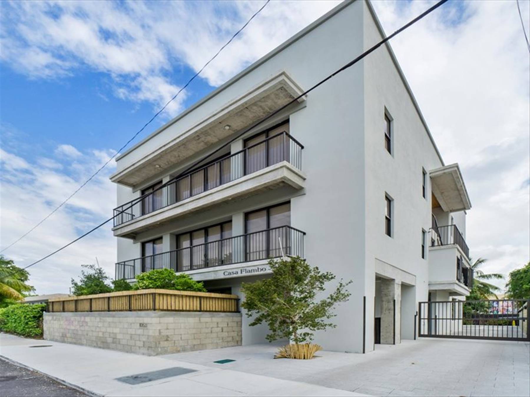 main property photo